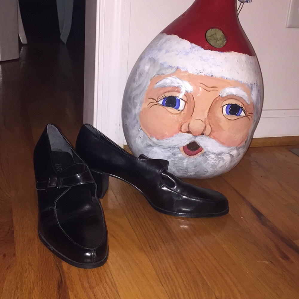 High-heeled Loafers!